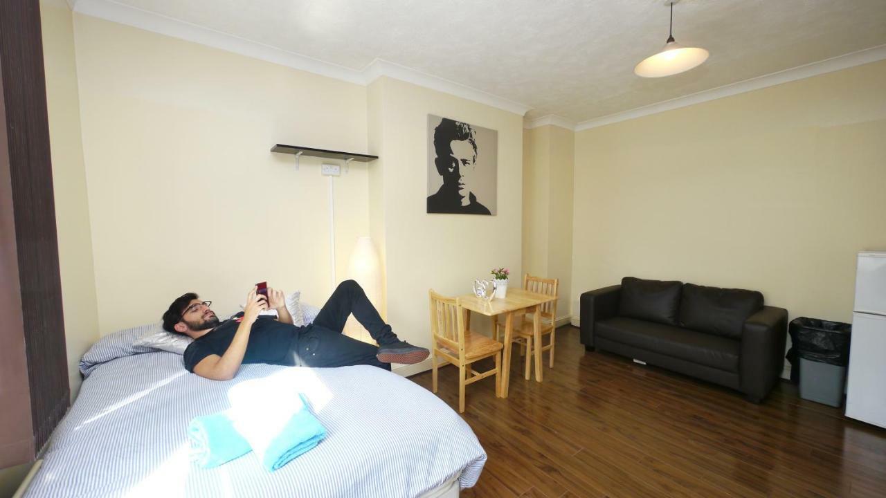 Accommodation Londres Extérieur photo
